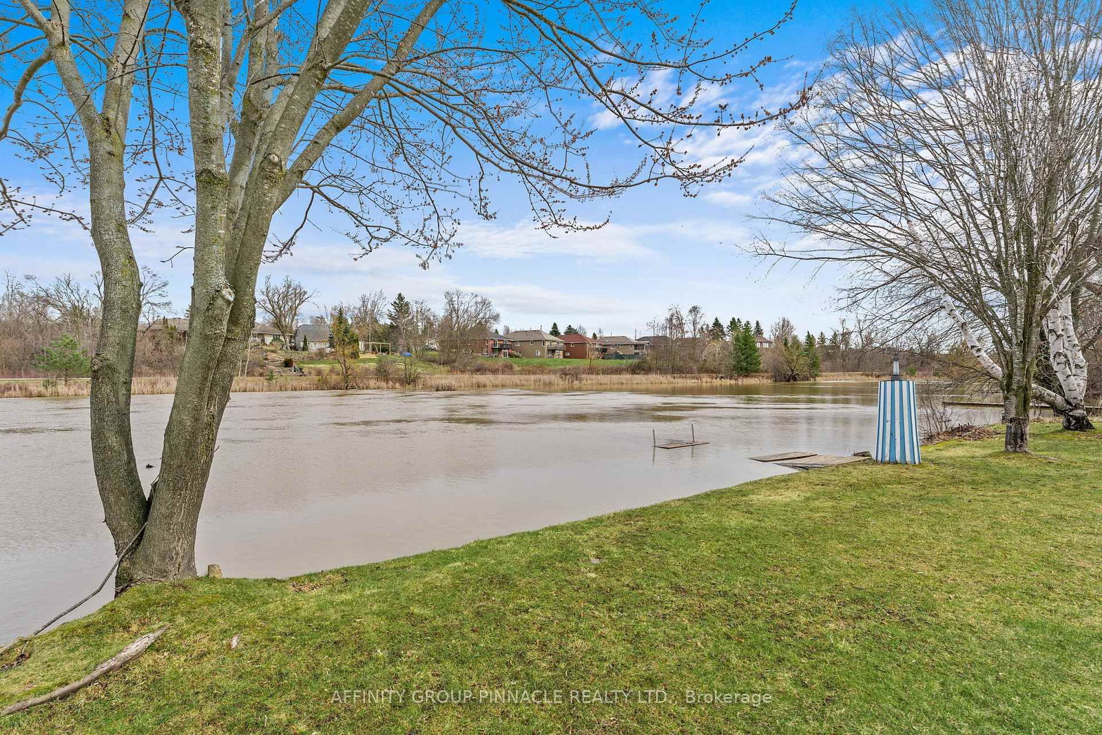 28 Water Street • Kawartha Lakes, ON photo 36