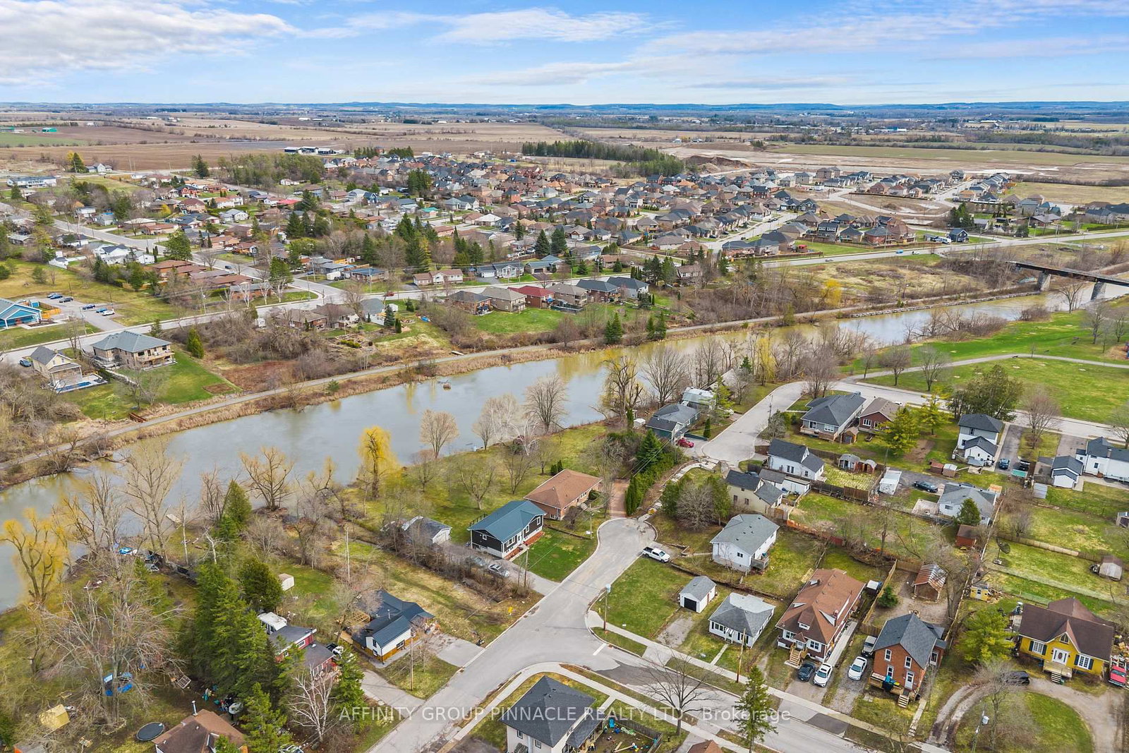 28 Water Street • Kawartha Lakes, ON photo 43