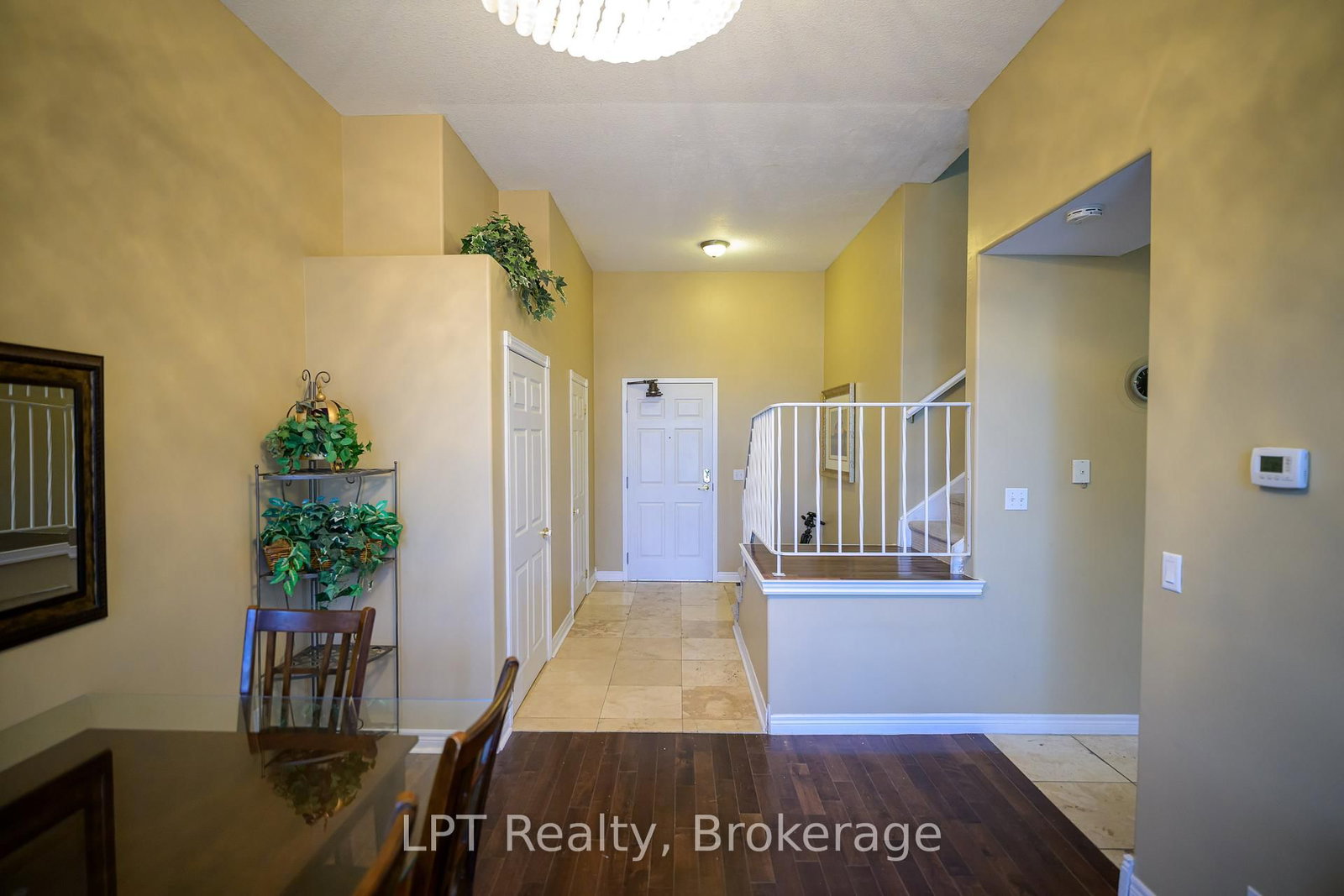 302 - 317 Queen Street, Chatham-Kent 4