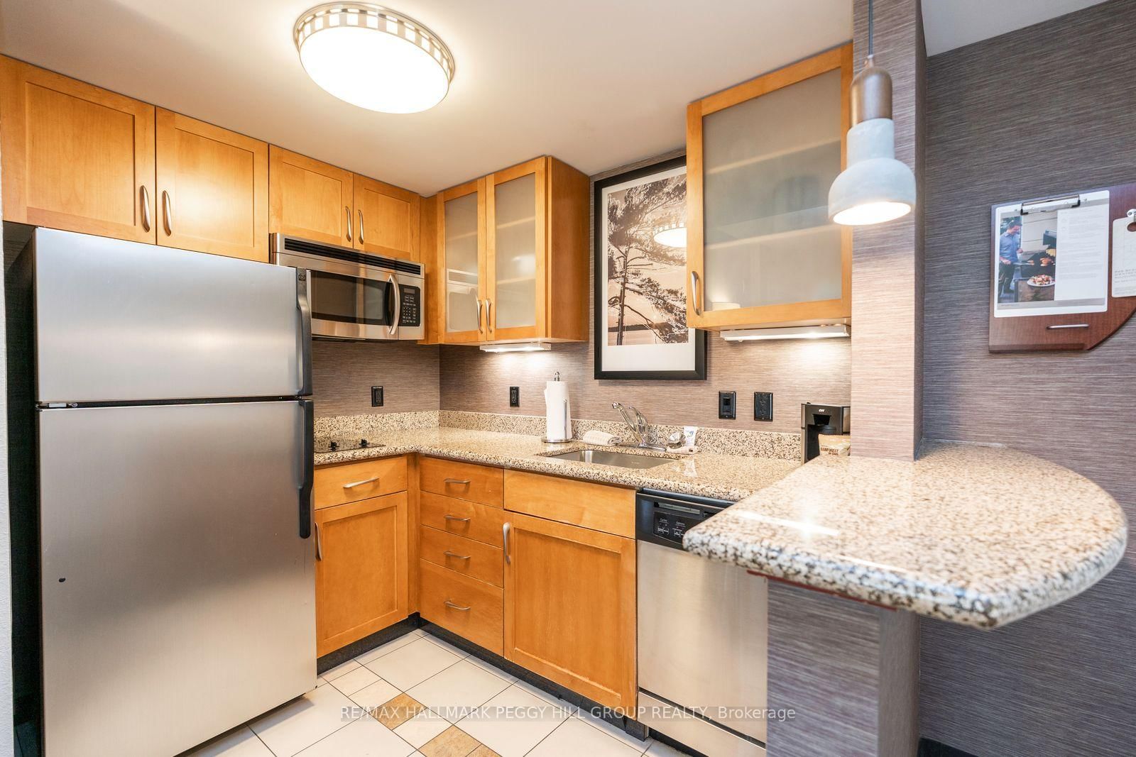 285 Steamship Bay Road • #410 • Gravenhurst, ON photo 4
