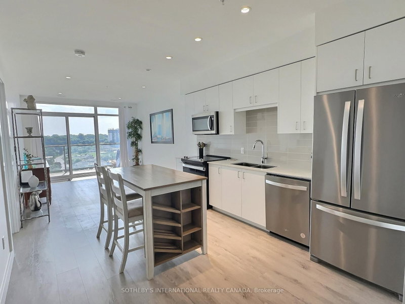 home for lease on 1107-15 Glebe Street