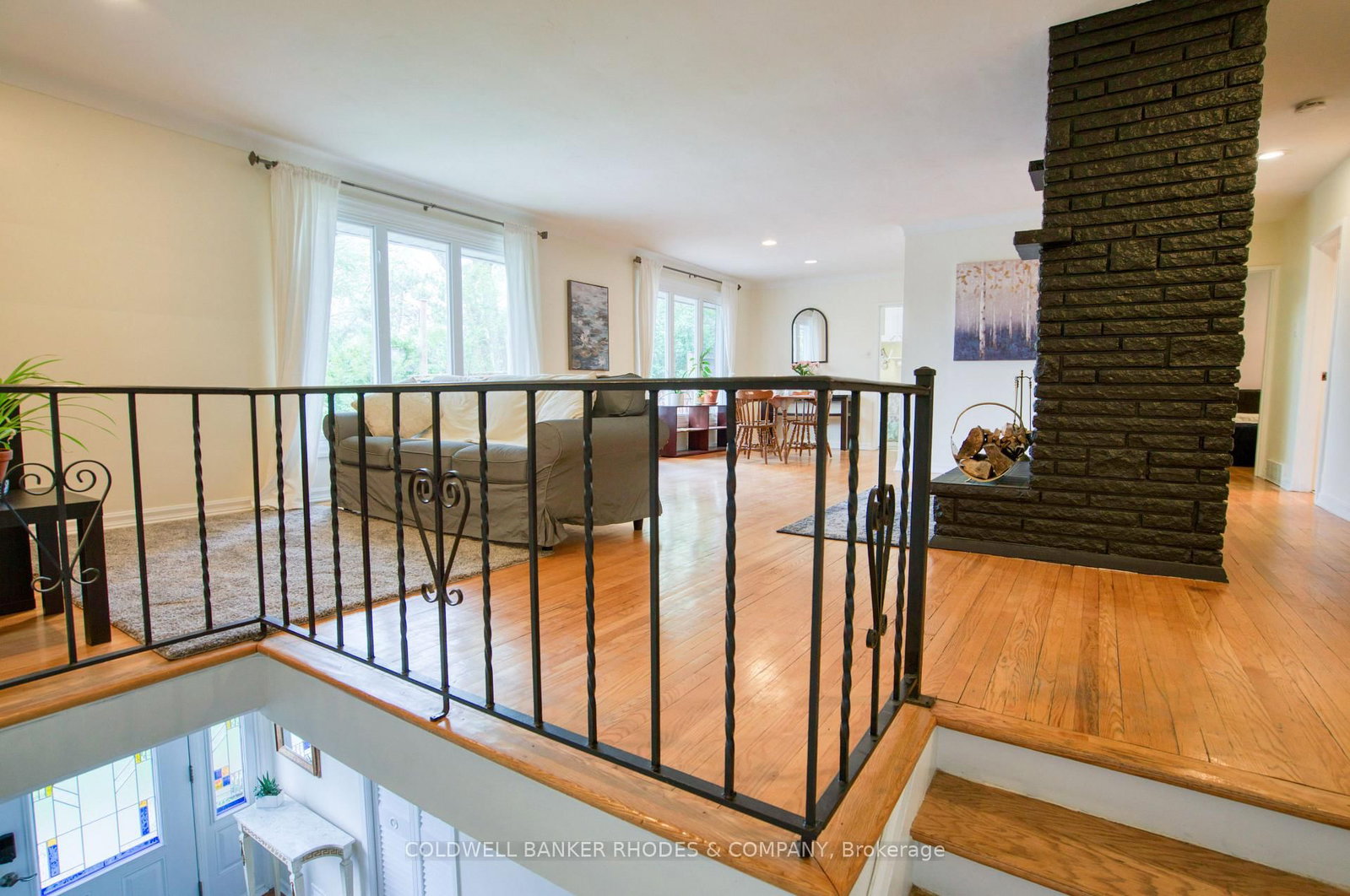 Detached House sold at 1430 Edgecliffe Avenue, Ottawa, Ontario, K1Z 8G1 - Carlington - MLS: X13513402