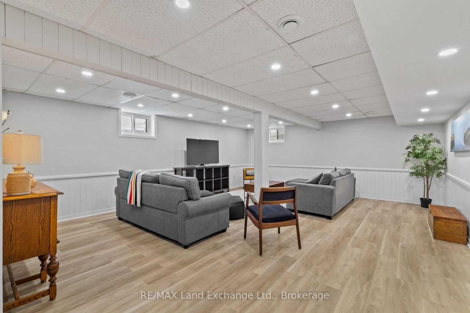 283 Bricker Street • Saugeen Shores, ON photo 18