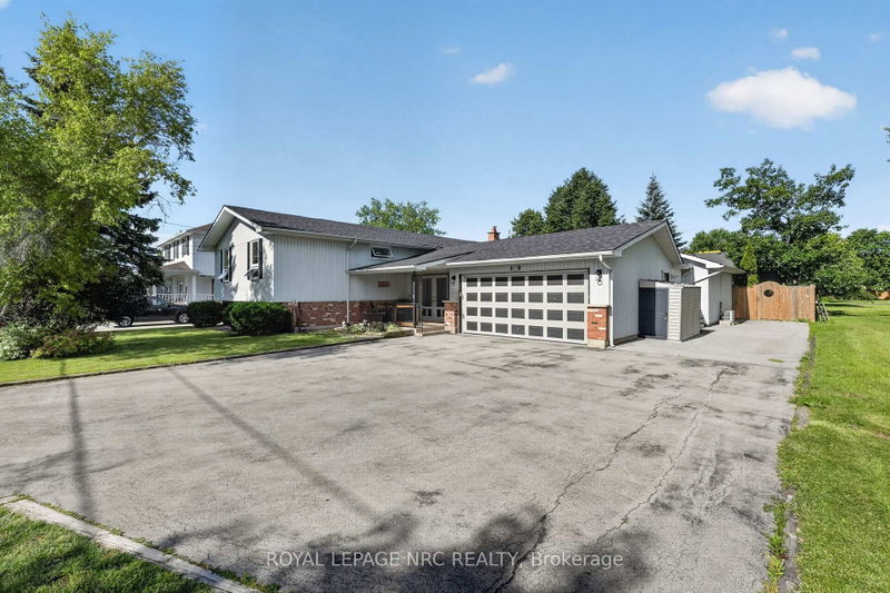 979 CRESCENT Road