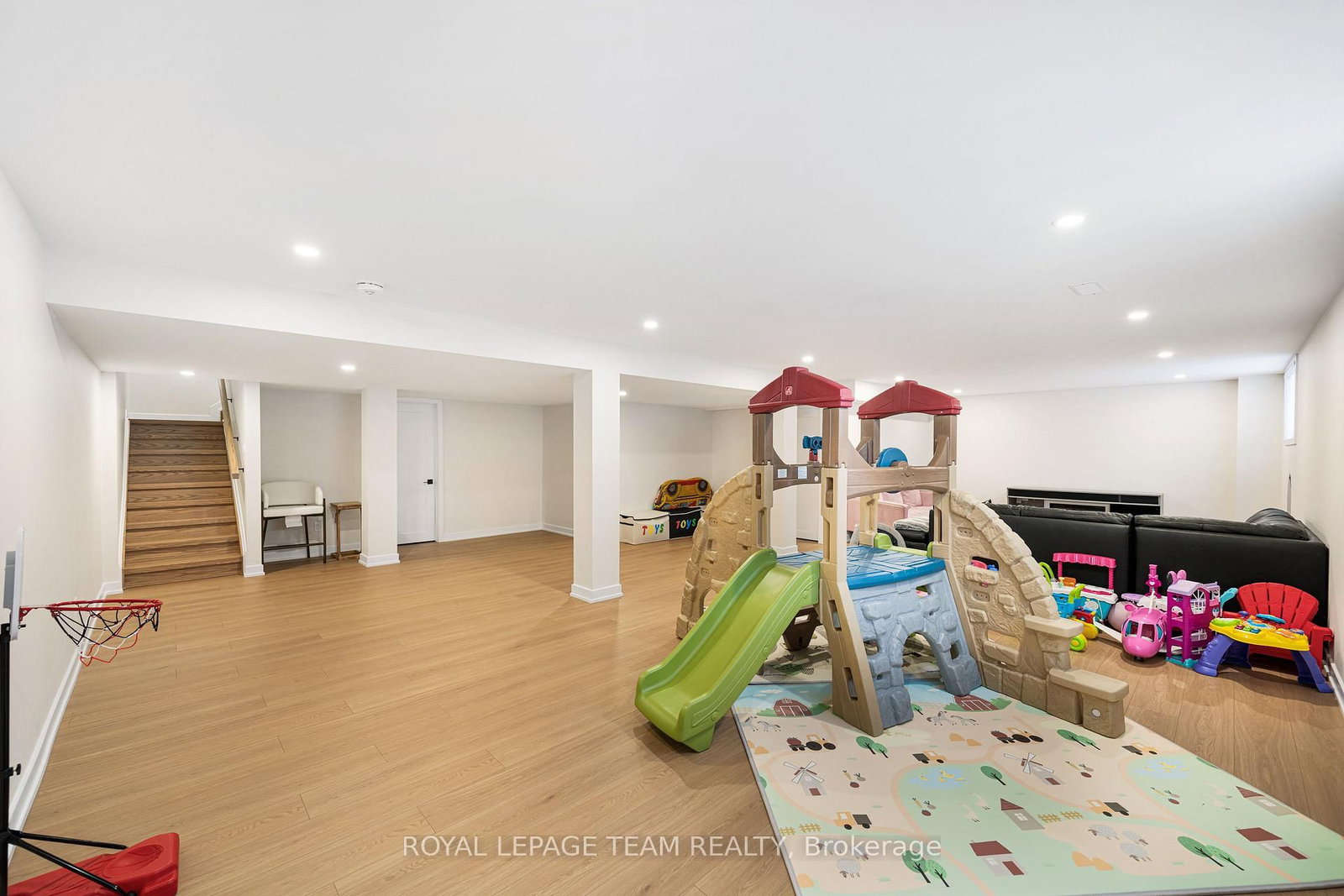 649 Bridgeport Avenue • Manotick, ON photo 45