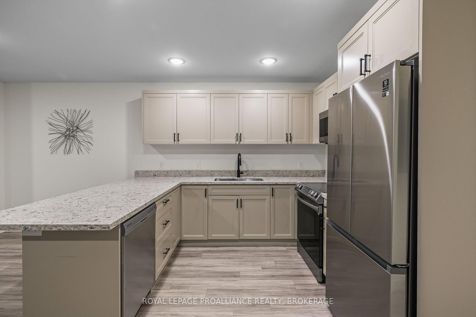 809 Development Drive • #105 • Kingston, ON photo 5