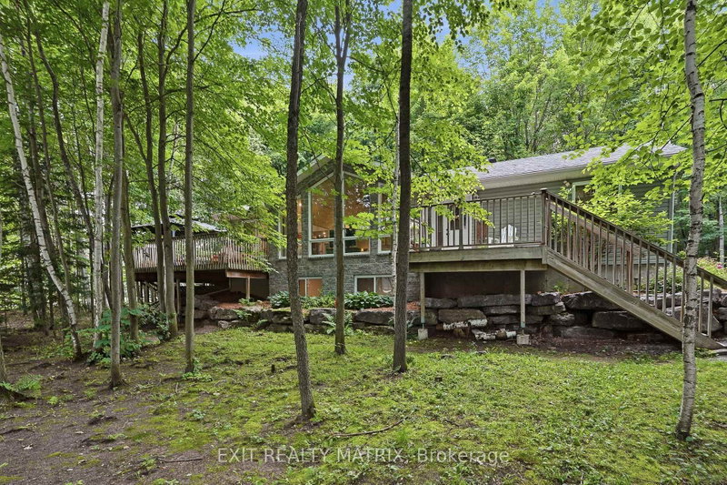 home for sale on 97 Seguinbourg Street