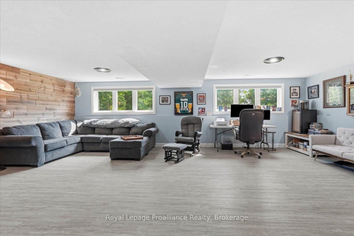 10389 Highway 41 • Kaladar, ON photo 24