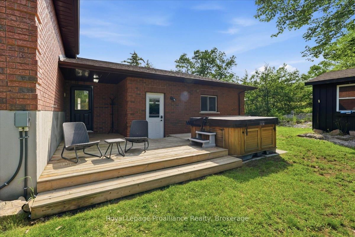 10389 Highway 41 • Kaladar, ON photo 31