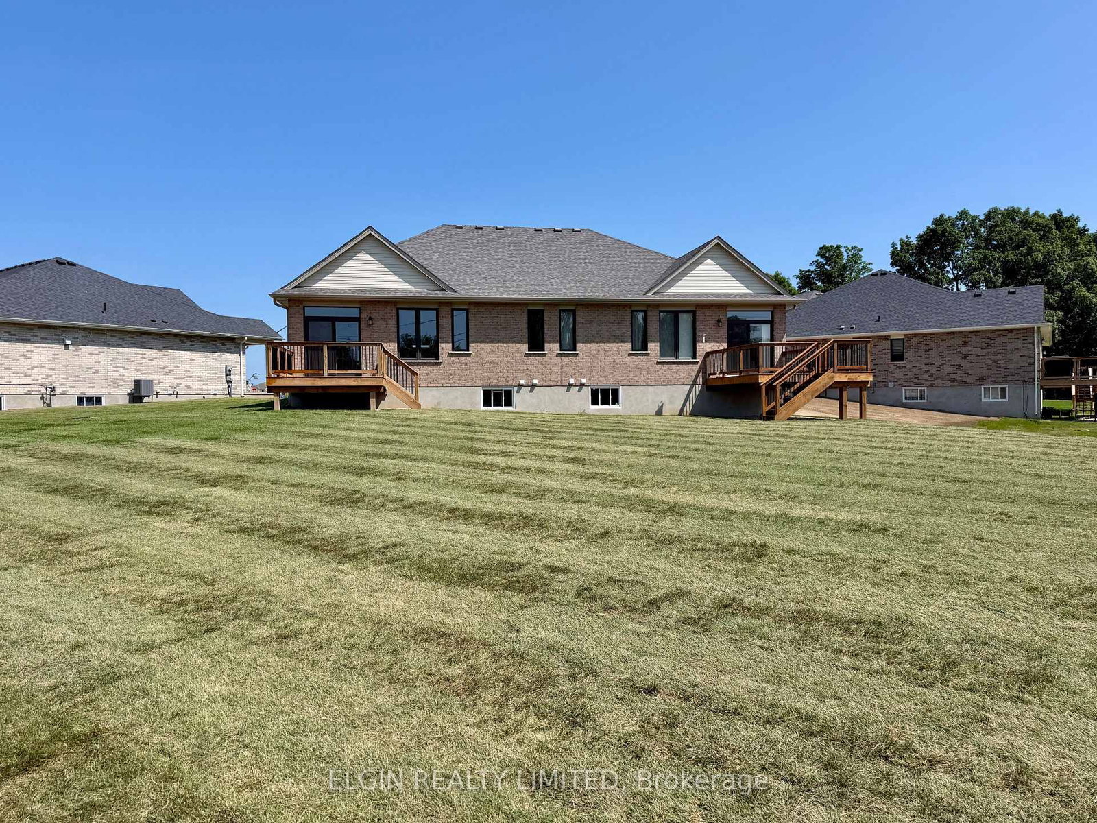 5 Columbus Court • Central Elgin, ON photo 24