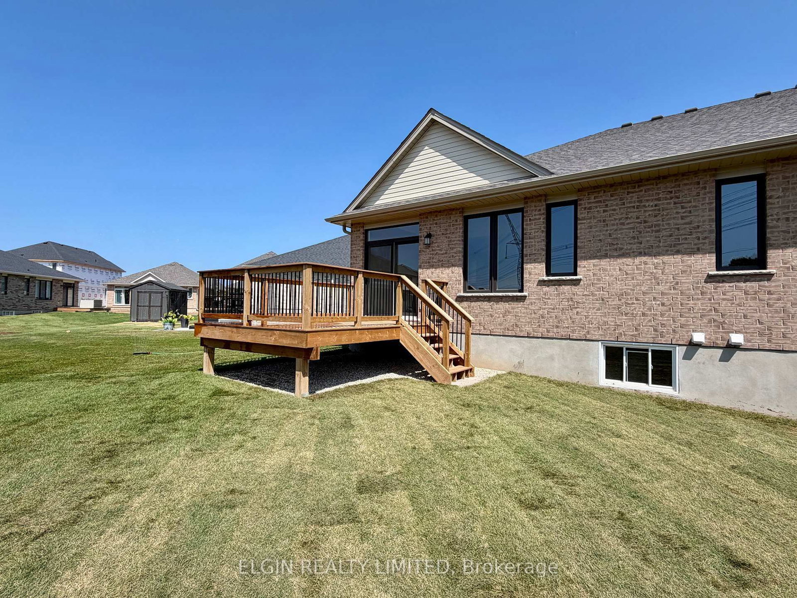 5 Columbus Court • Central Elgin, ON photo 25