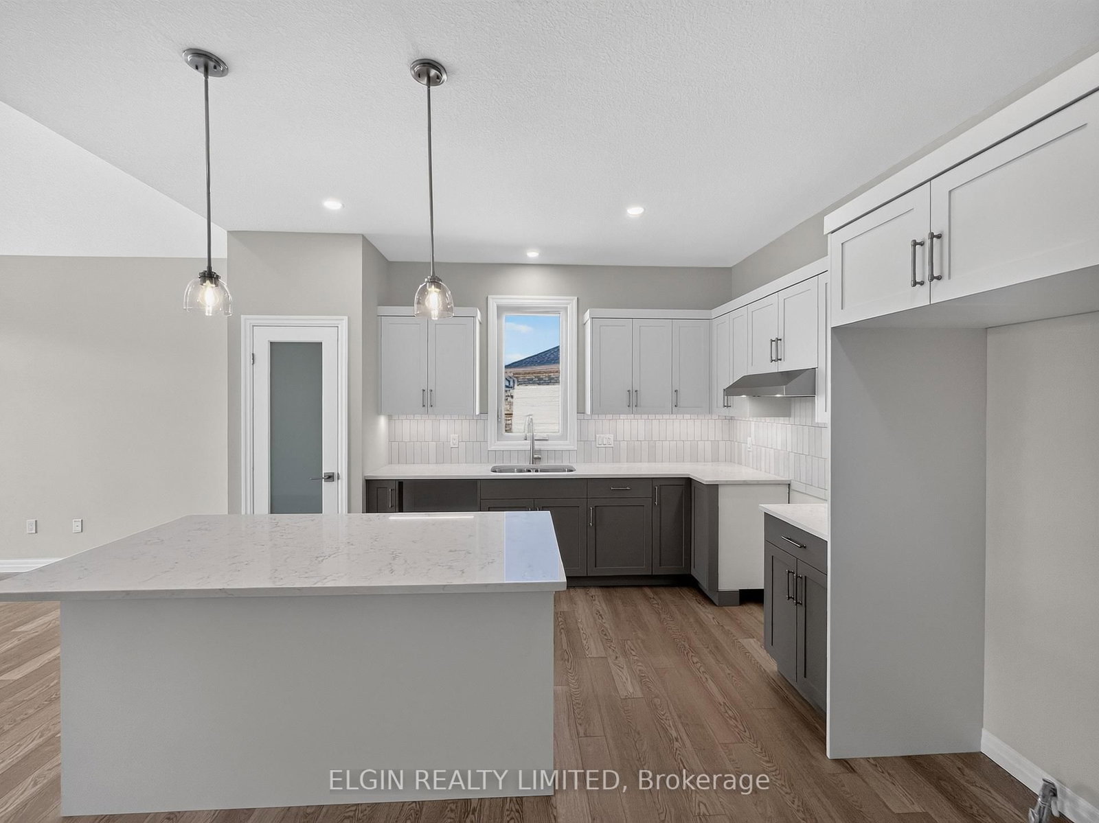 5 Columbus Court • Central Elgin, ON photo 9