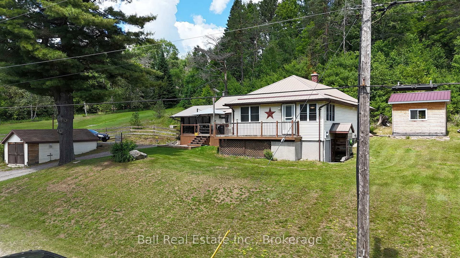 1123 Harcourt Road • Dysart et al, ON photo 3