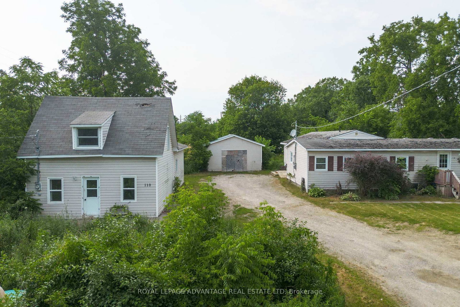 110/112 Lorne, Smiths Falls, Ontario K7A 3L1