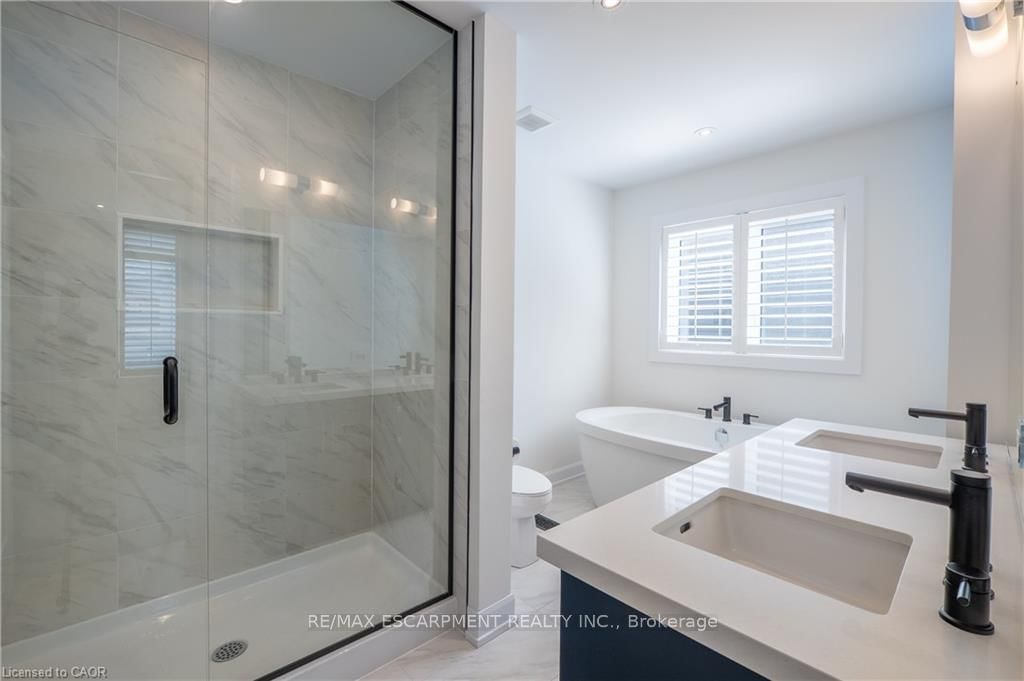 38 Riesling Street • Grimsby, ON photo 17