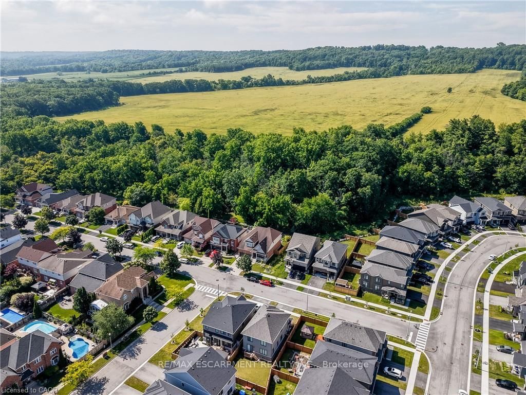 38 Riesling Street • Grimsby, ON photo 32