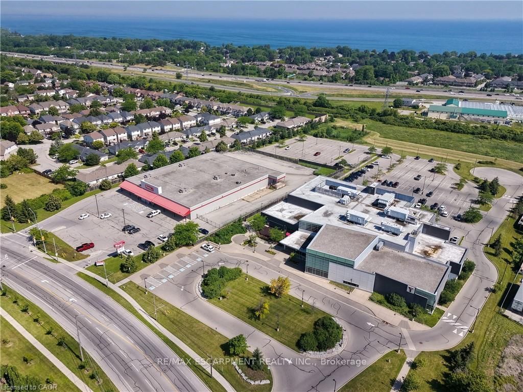 38 Riesling Street • Grimsby, ON photo 34