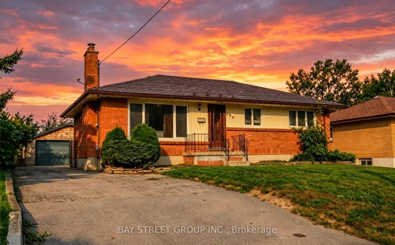 home for lease on 385 Beachwood Avenue