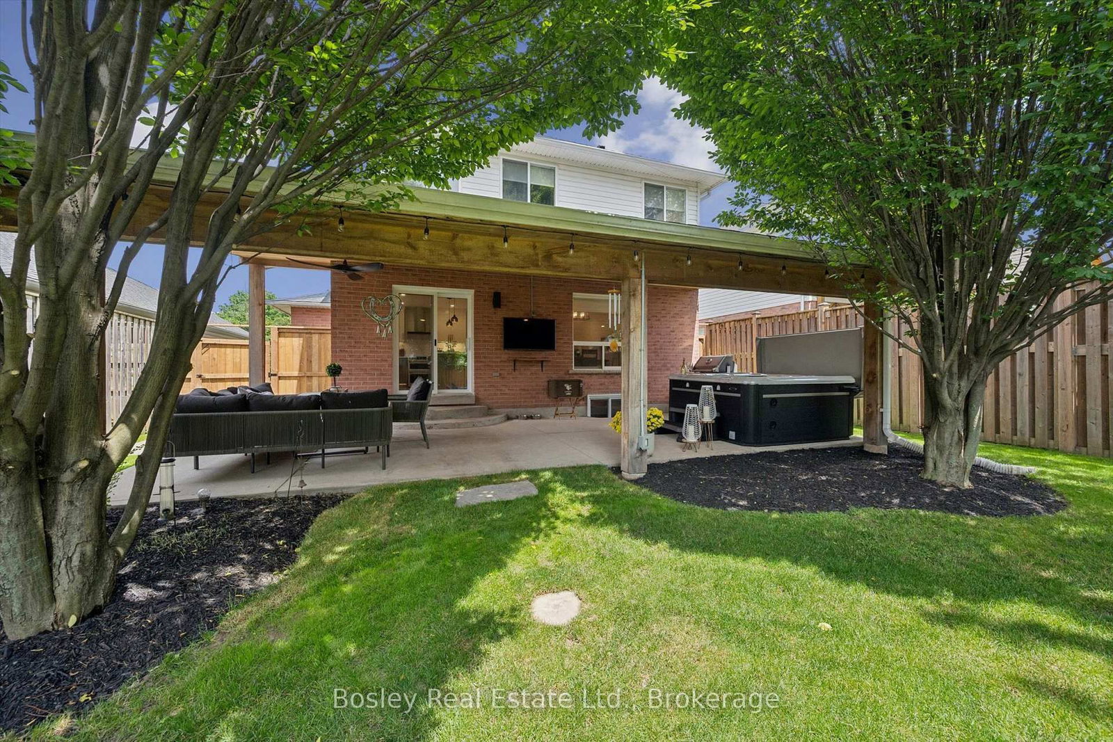 24 Watson Crescent • North Dumfries, ON photo 38