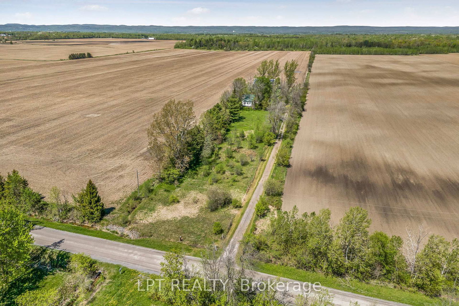 3515 Greenlane Road • East Hawkesbury, ON photo 28