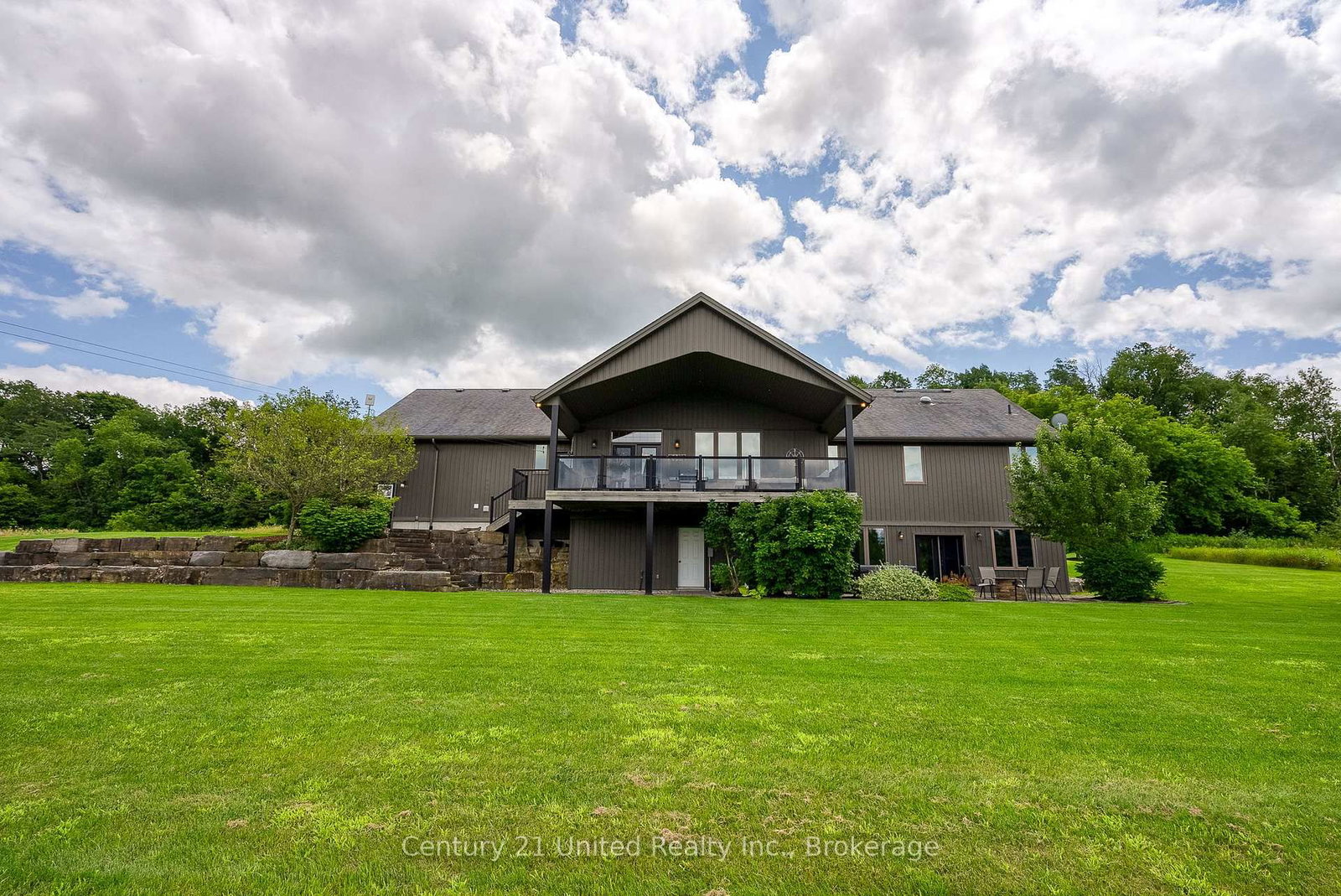 2300 Victoria Road • Prince Edward County, ON photo 39