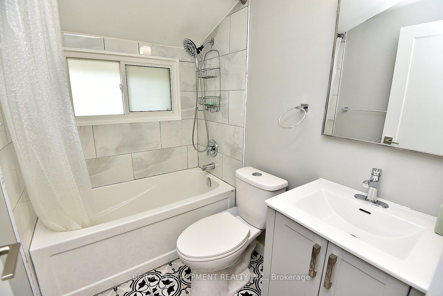 1091 Upper Wellington Street • Hamilton, ON photo 25