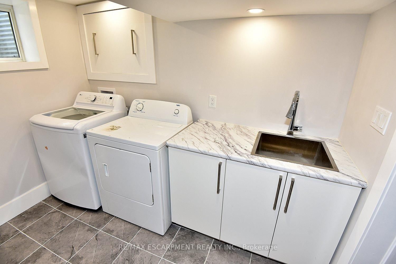 1091 Upper Wellington Street • Hamilton, ON photo 30