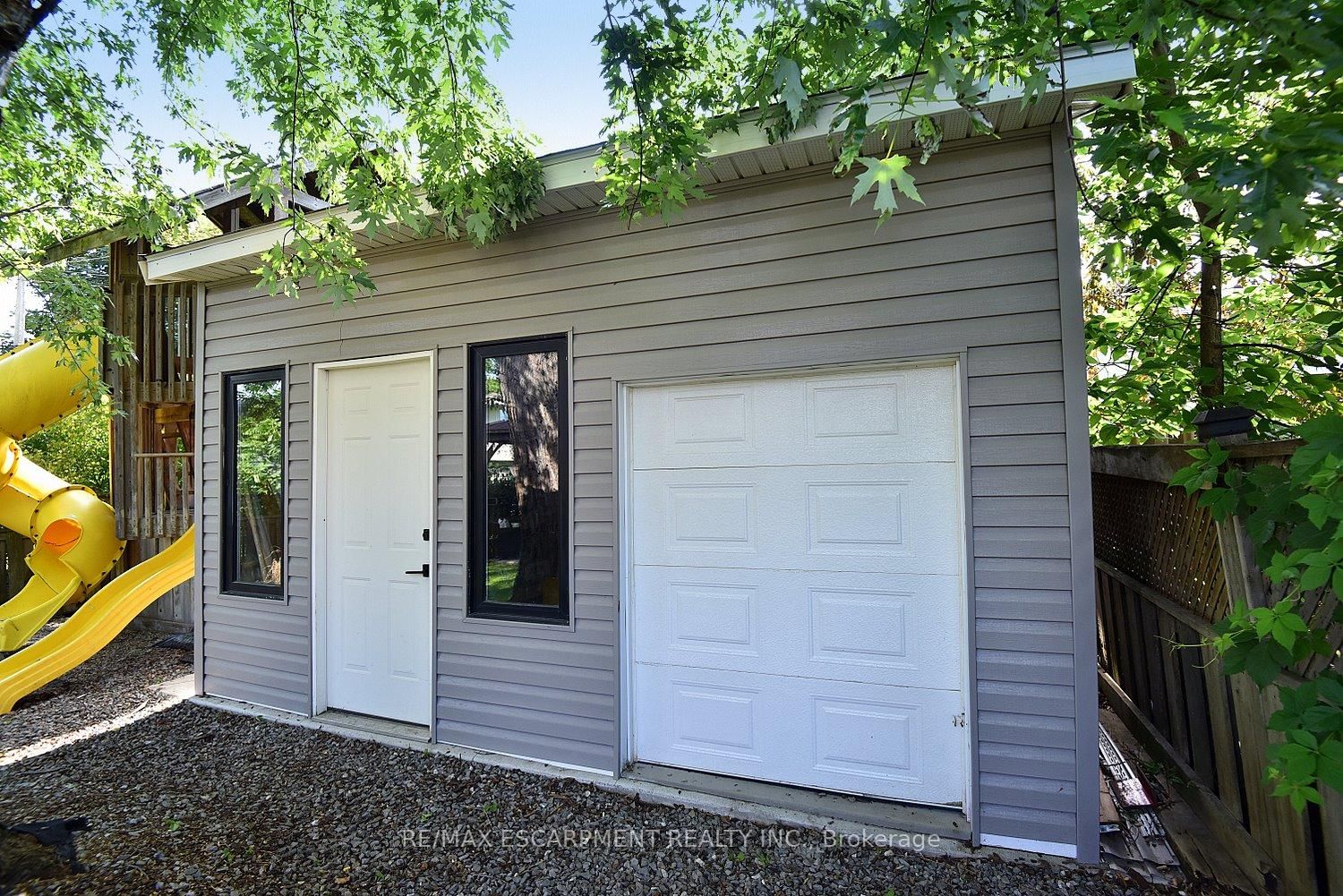 1091 Upper Wellington Street • Hamilton, ON photo 45