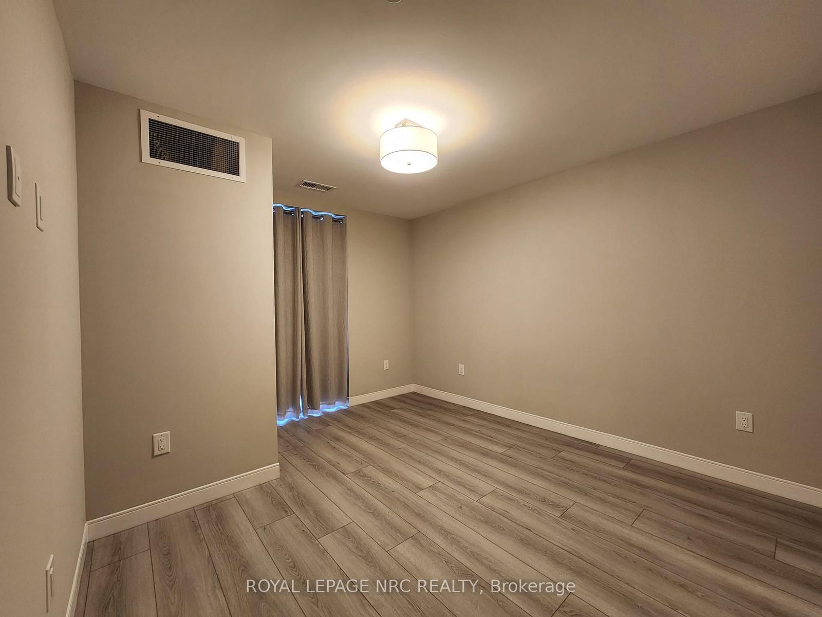 118 West Street • #204 • Port Colborne, ON photo 19