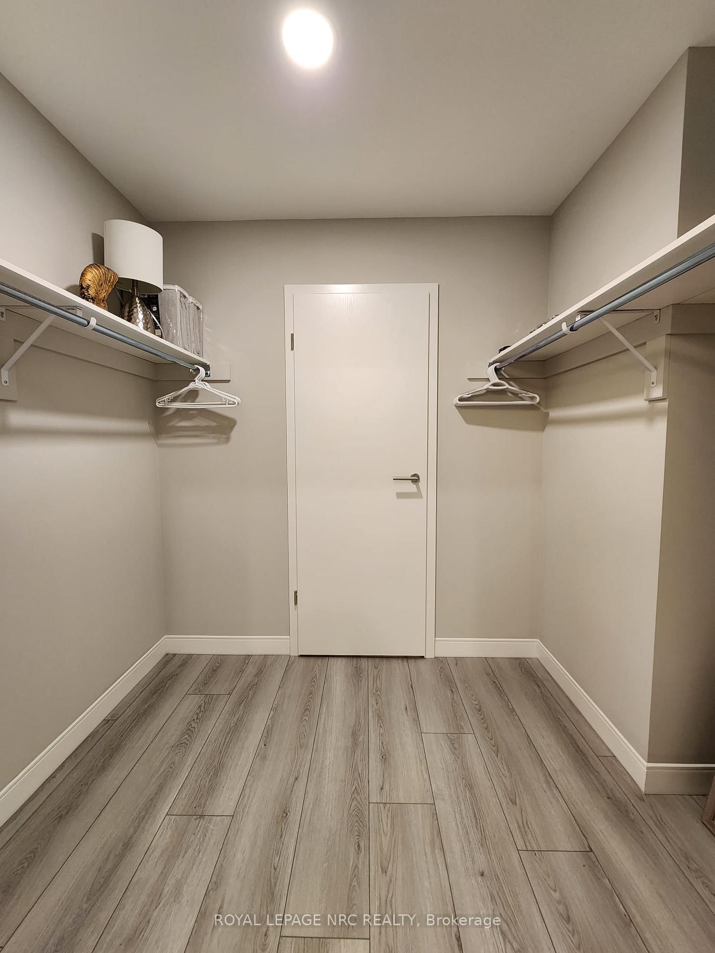 118 West Street • #204 • Port Colborne, ON photo 25