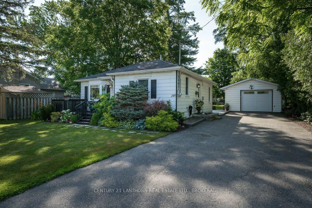 240 W Thomas Street • Greater Napanee, ON photo 6