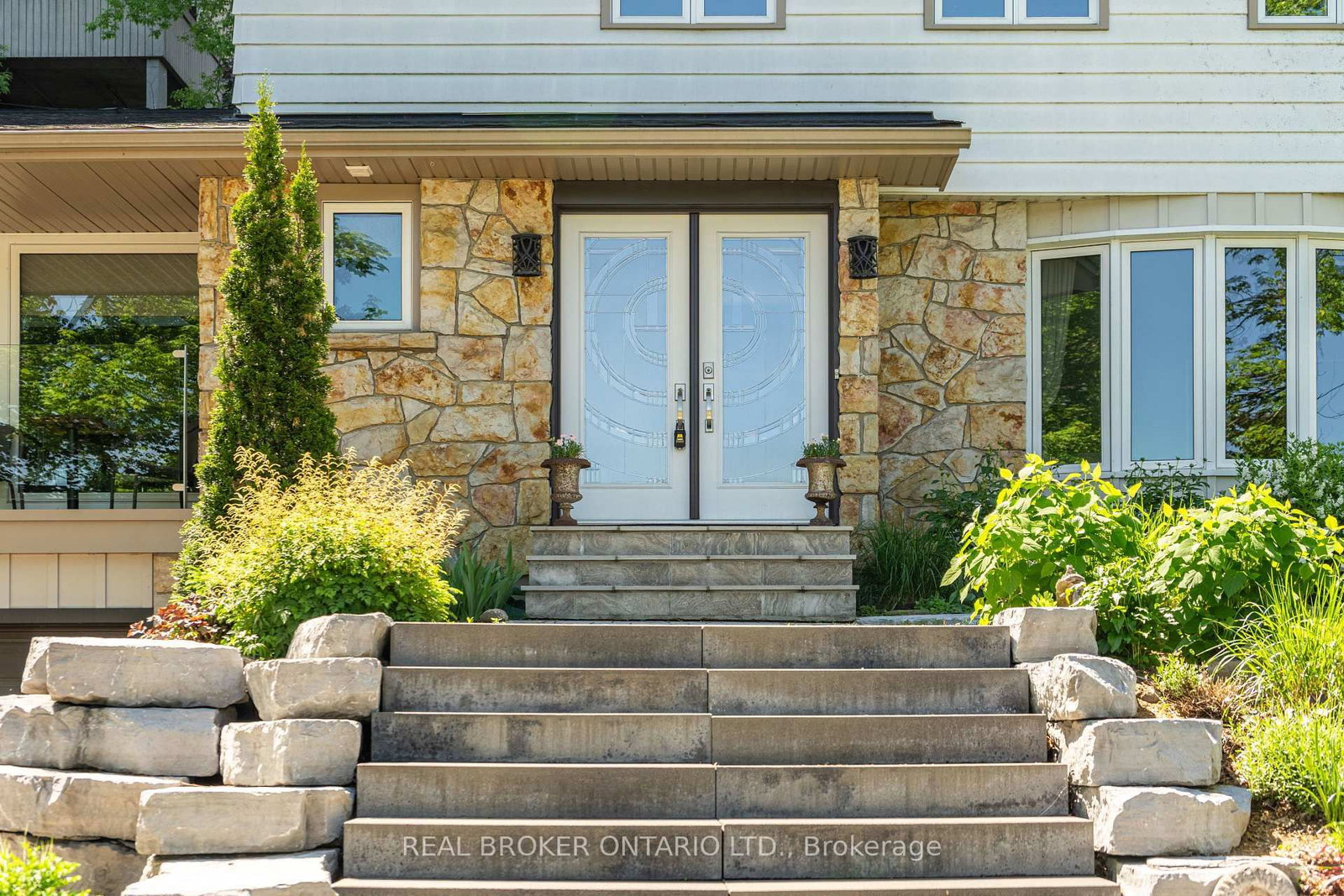 1958 Neepawa Avenue • Ottawa, ON photo 6