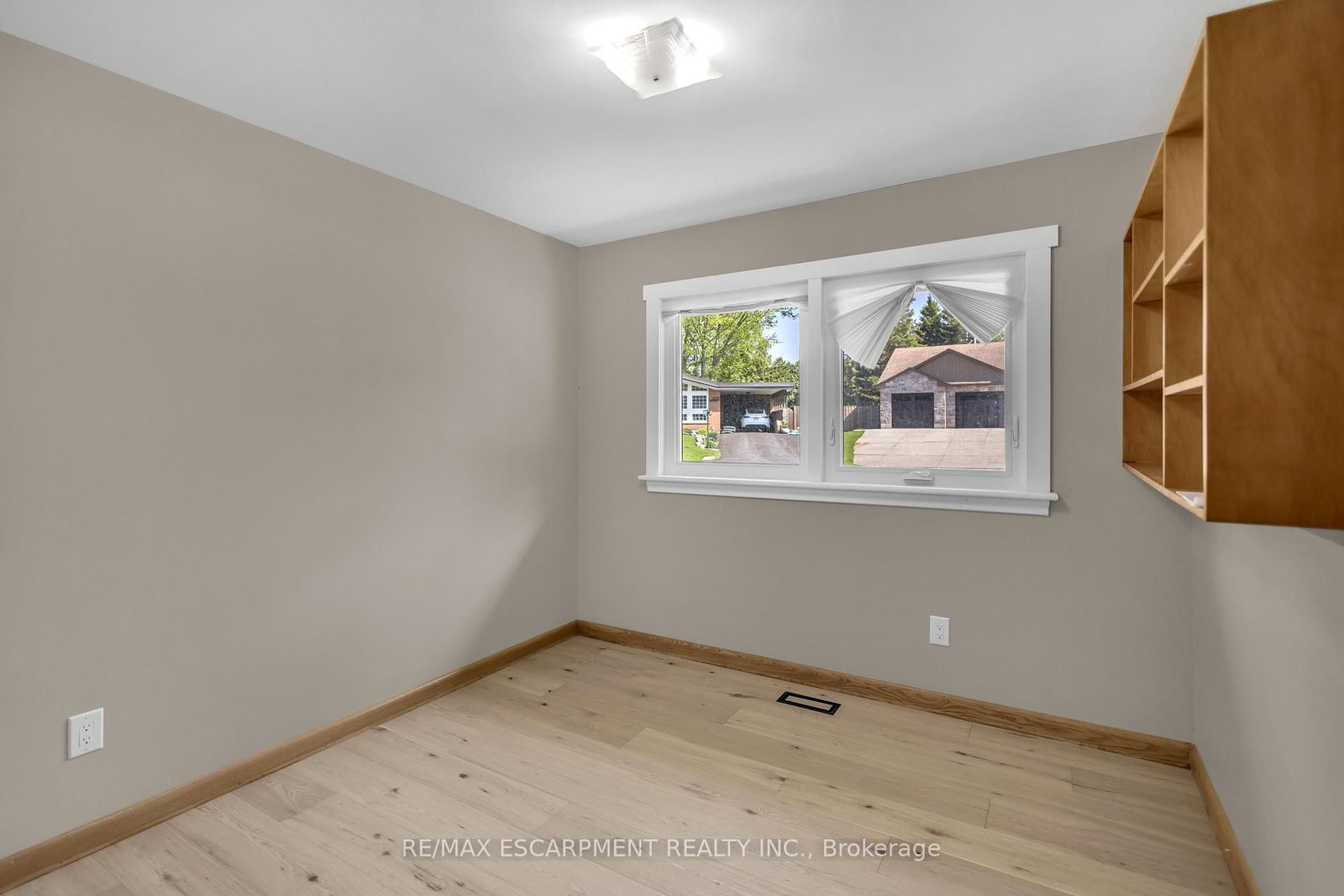 626 Iroquois Avenue • Hamilton, ON photo 16