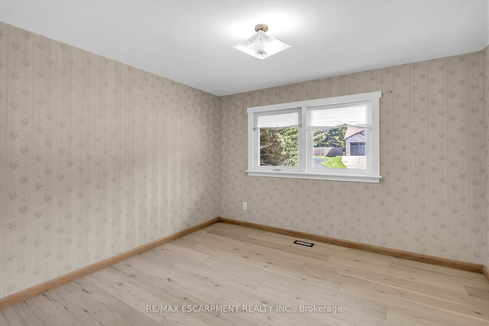 626 Iroquois Avenue • Hamilton, ON photo 18