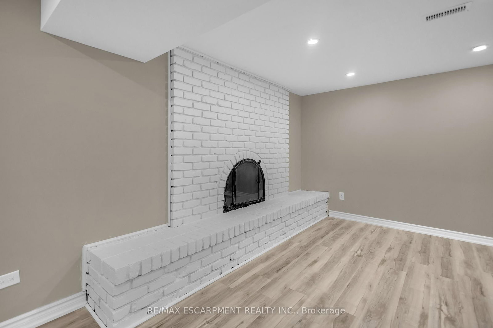 626 Iroquois Avenue • Hamilton, ON photo 27
