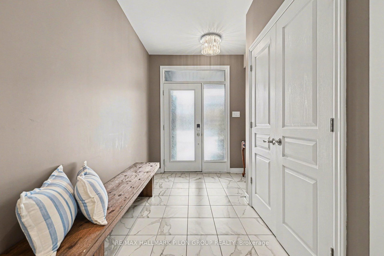 266 Shinleaf Crescent • Ottawa, ON photo 11