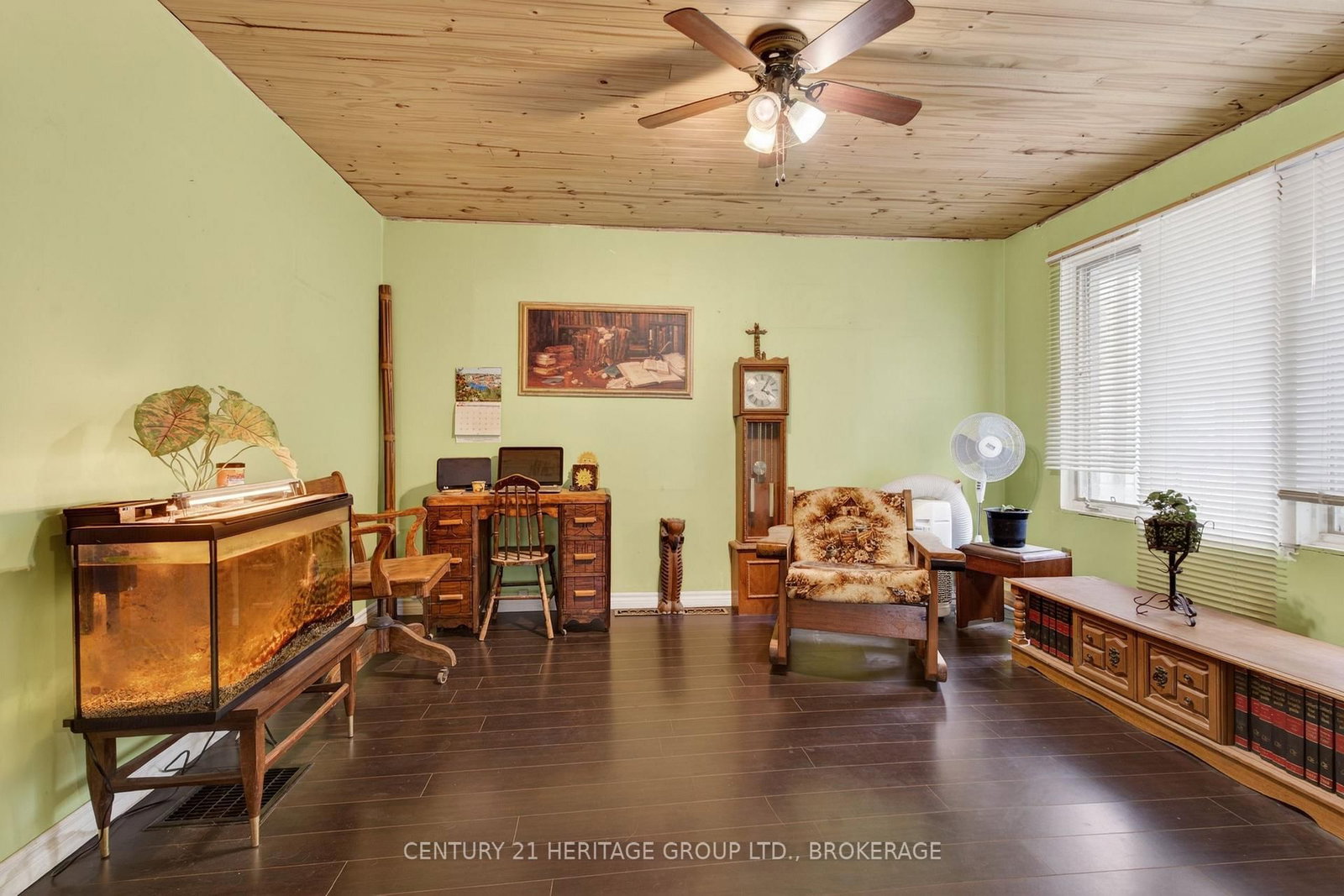 326 DUNDAS Street • Deseronto, ON photo 13