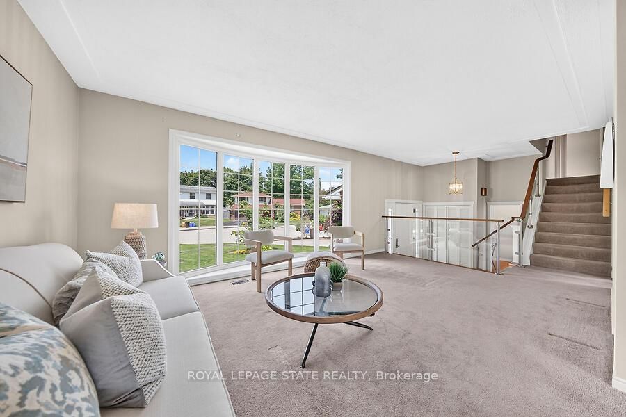 7 Elizabeth Court • Hamilton, ON photo 11