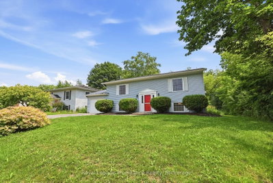 23 Harbour Street • Brighton, ON photo 2