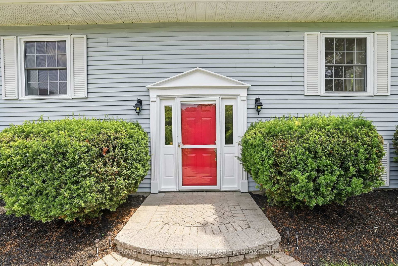23 Harbour Street • Brighton, ON photo 5