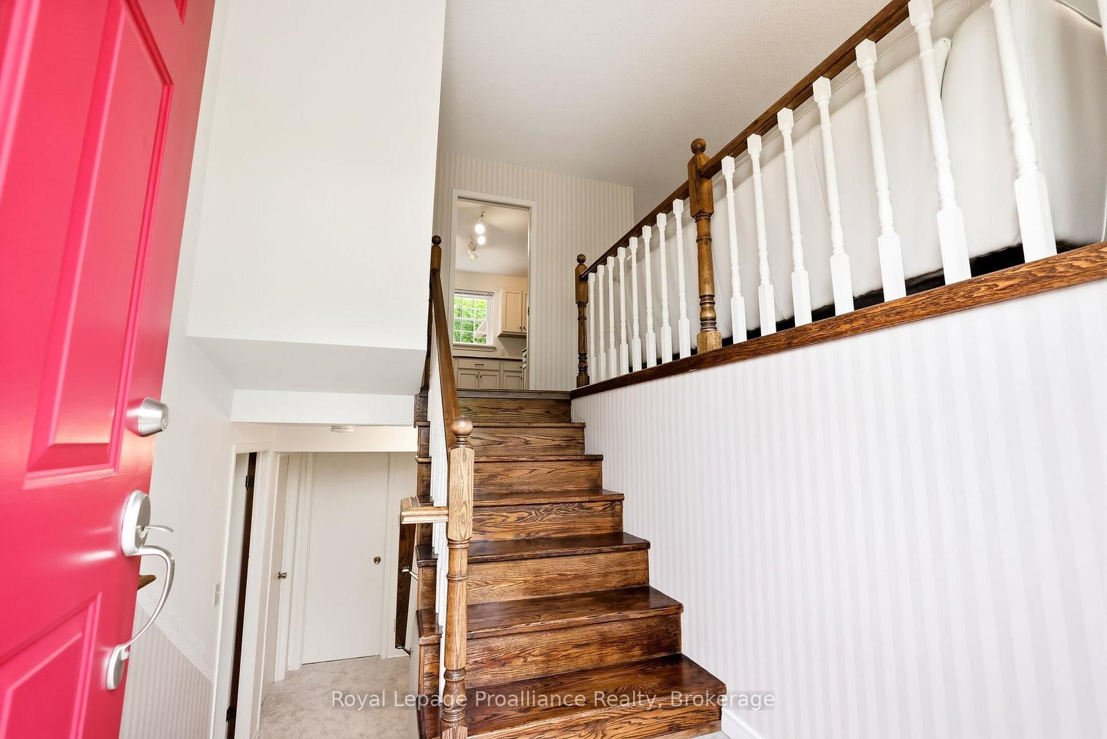 23 Harbour Street • Brighton, ON photo 7