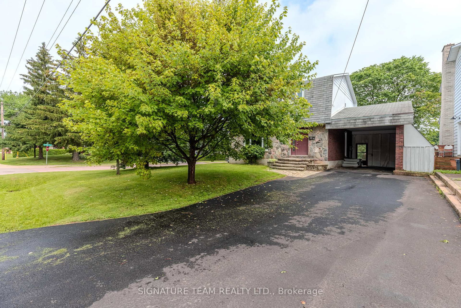 401 Broadview Drive • Pembroke, ON photo 3