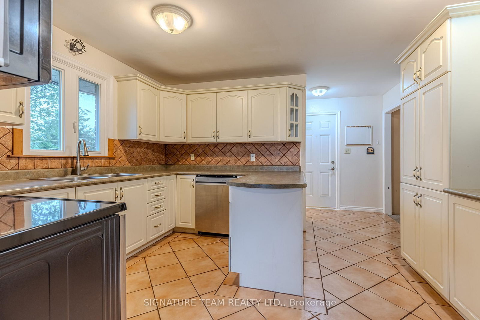 401 Broadview Drive • Pembroke, ON photo 31