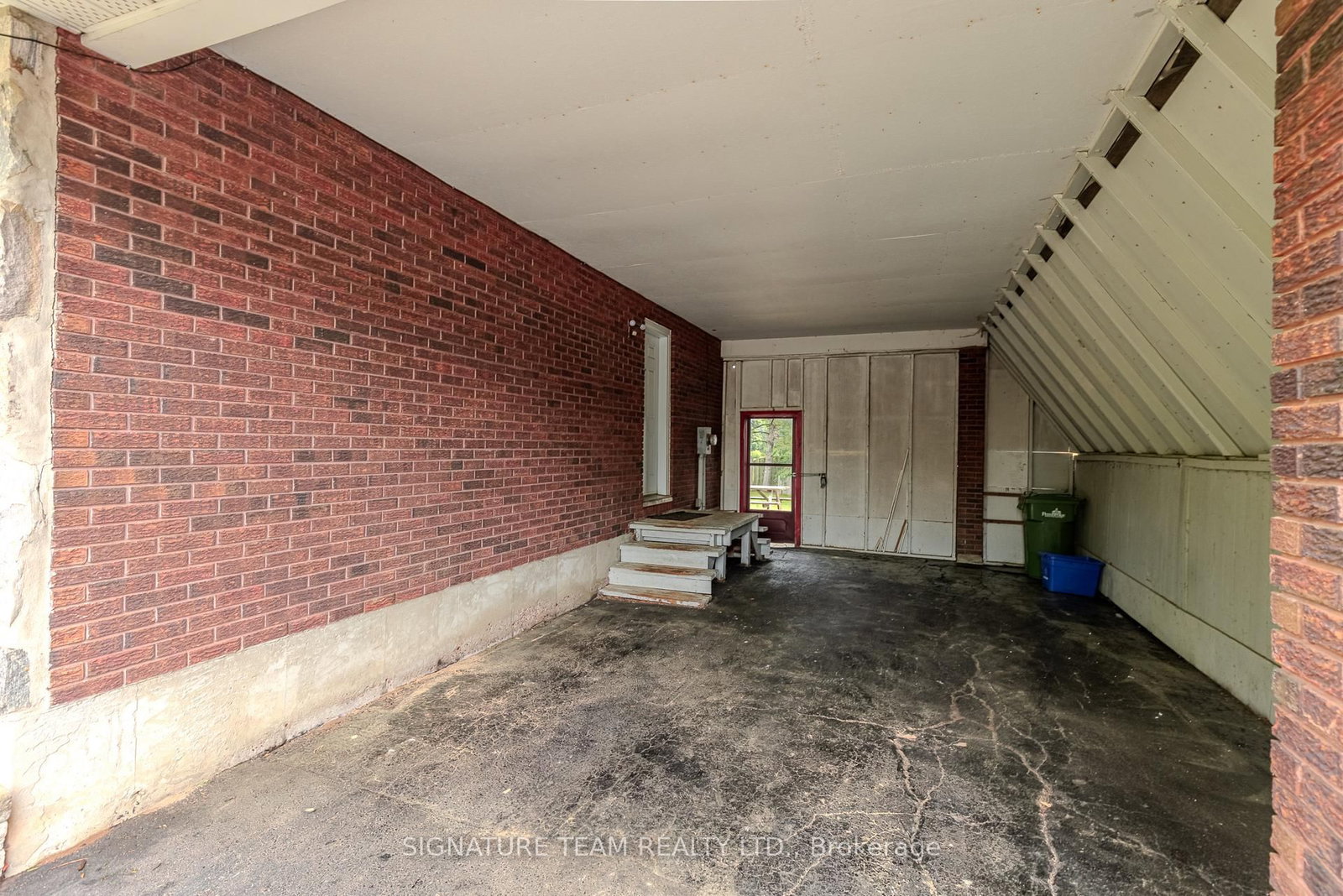 401 Broadview Drive • Pembroke, ON photo 4