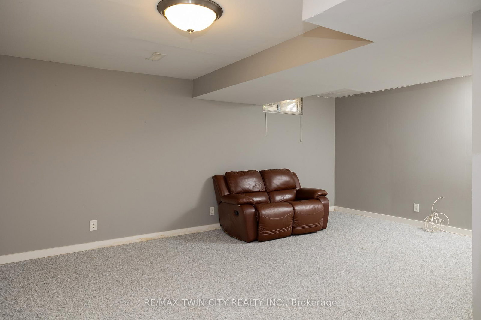 7 GRAYSTONE Court • Brant, ON photo 15