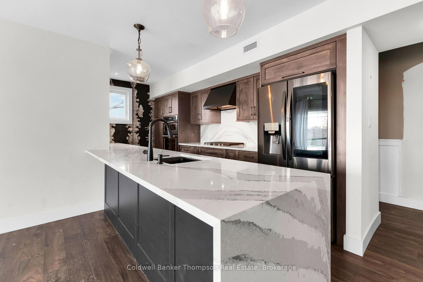 1 TREE TOPS Lane • #302 • Huntsville, ON photo 10