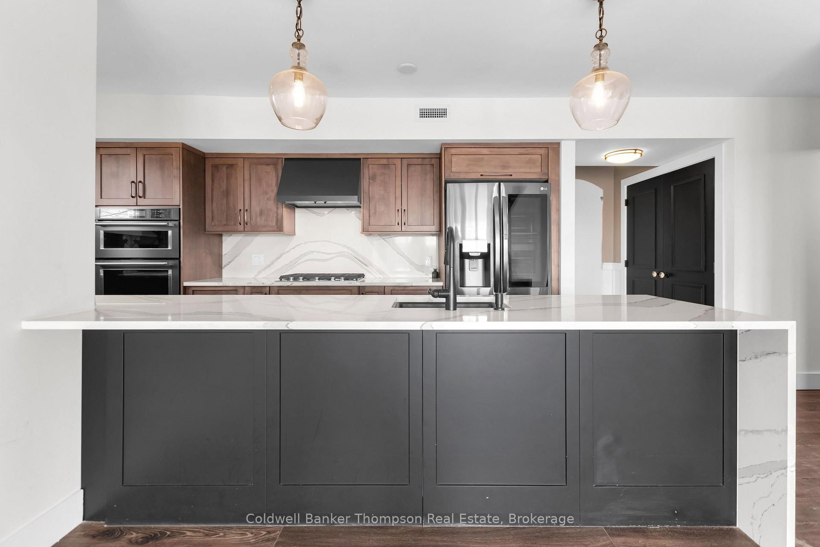 1 TREE TOPS Lane • #302 • Huntsville, ON photo 11