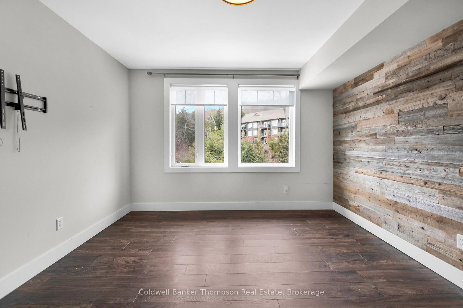 1 TREE TOPS Lane • #302 • Huntsville, ON photo 17