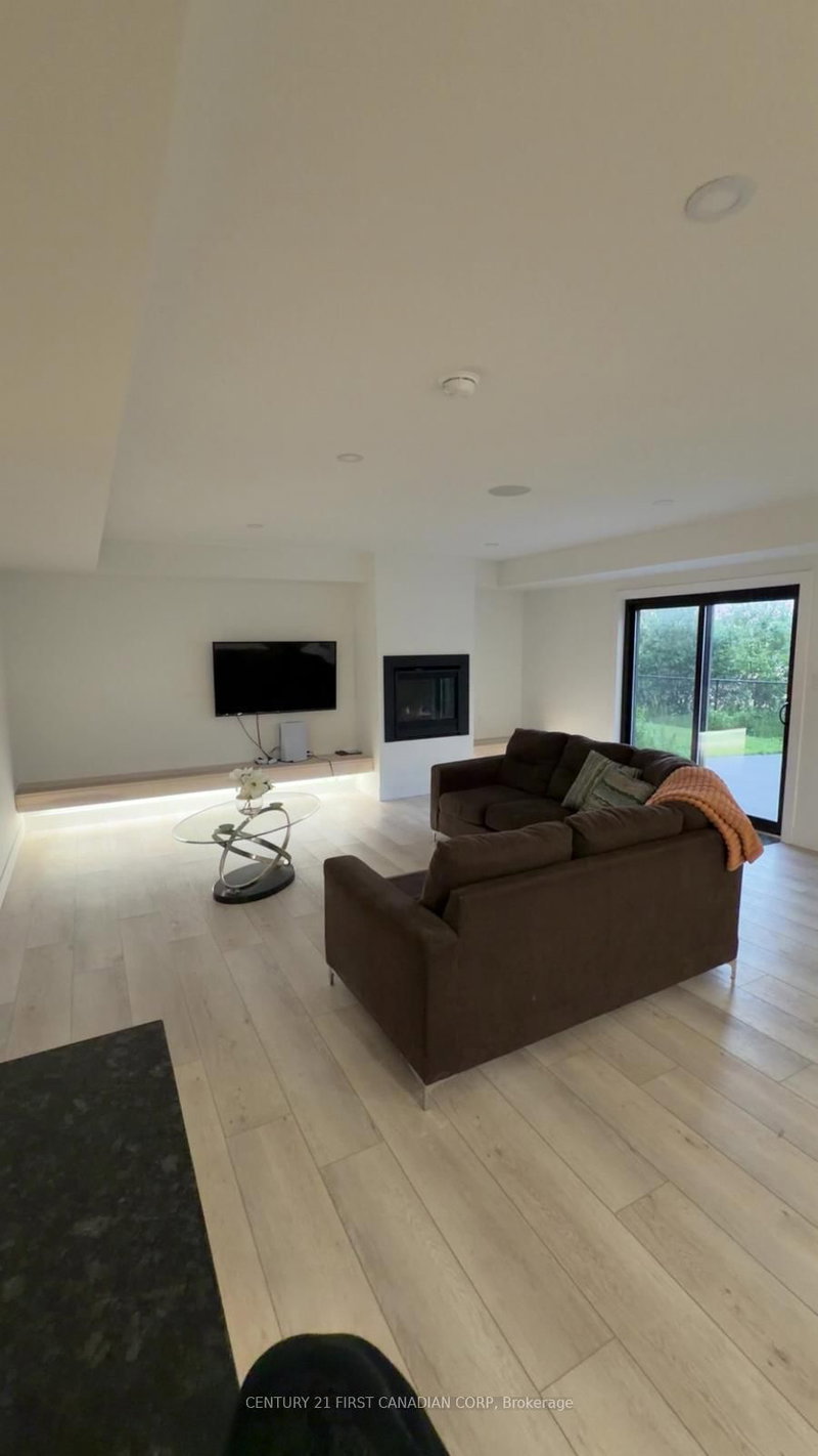 Room1