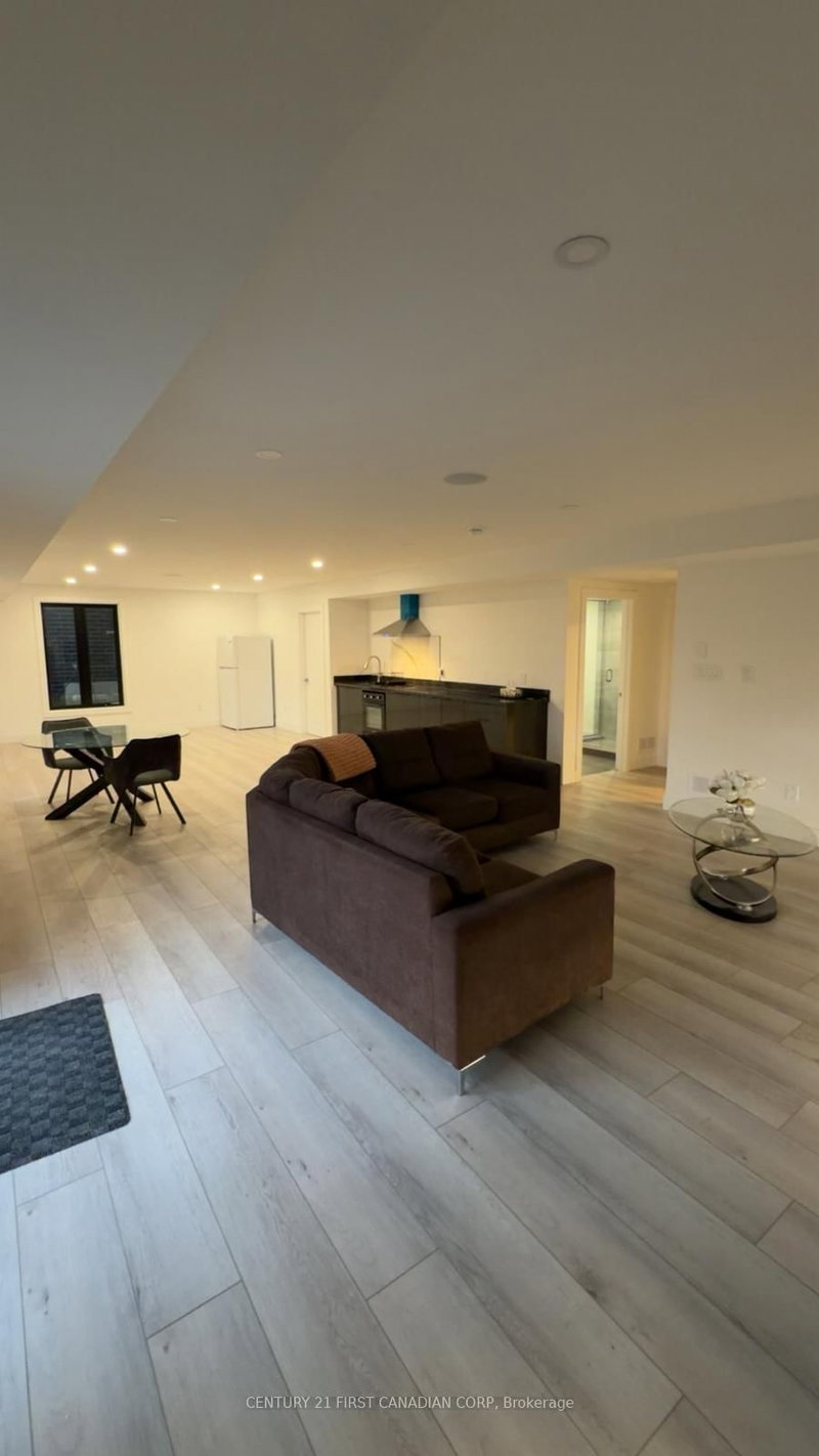 Room2